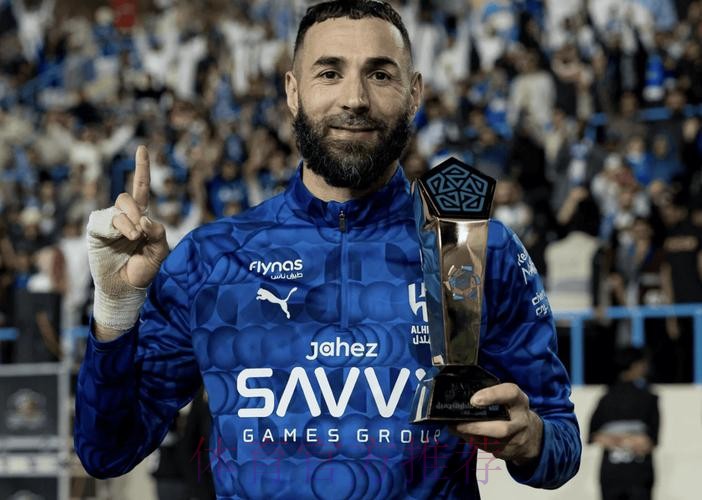 本泽马在欧冠攻破34队球门 超越劳尔仅次于梅罗 本泽马在欧冠攻破34队球门 超越劳尔仅次于梅罗